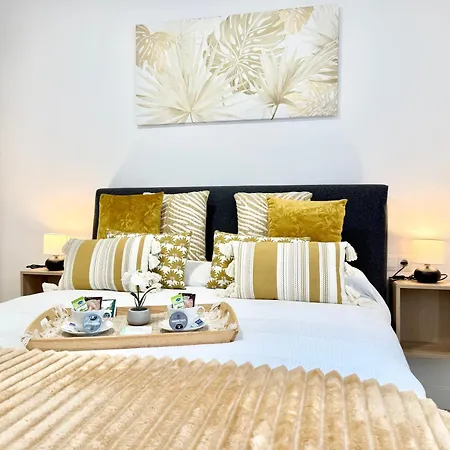 Castro Holidays - Apto B Nuevo Centrico Con Garaje Gratis Castro Urdiales Exterior photo