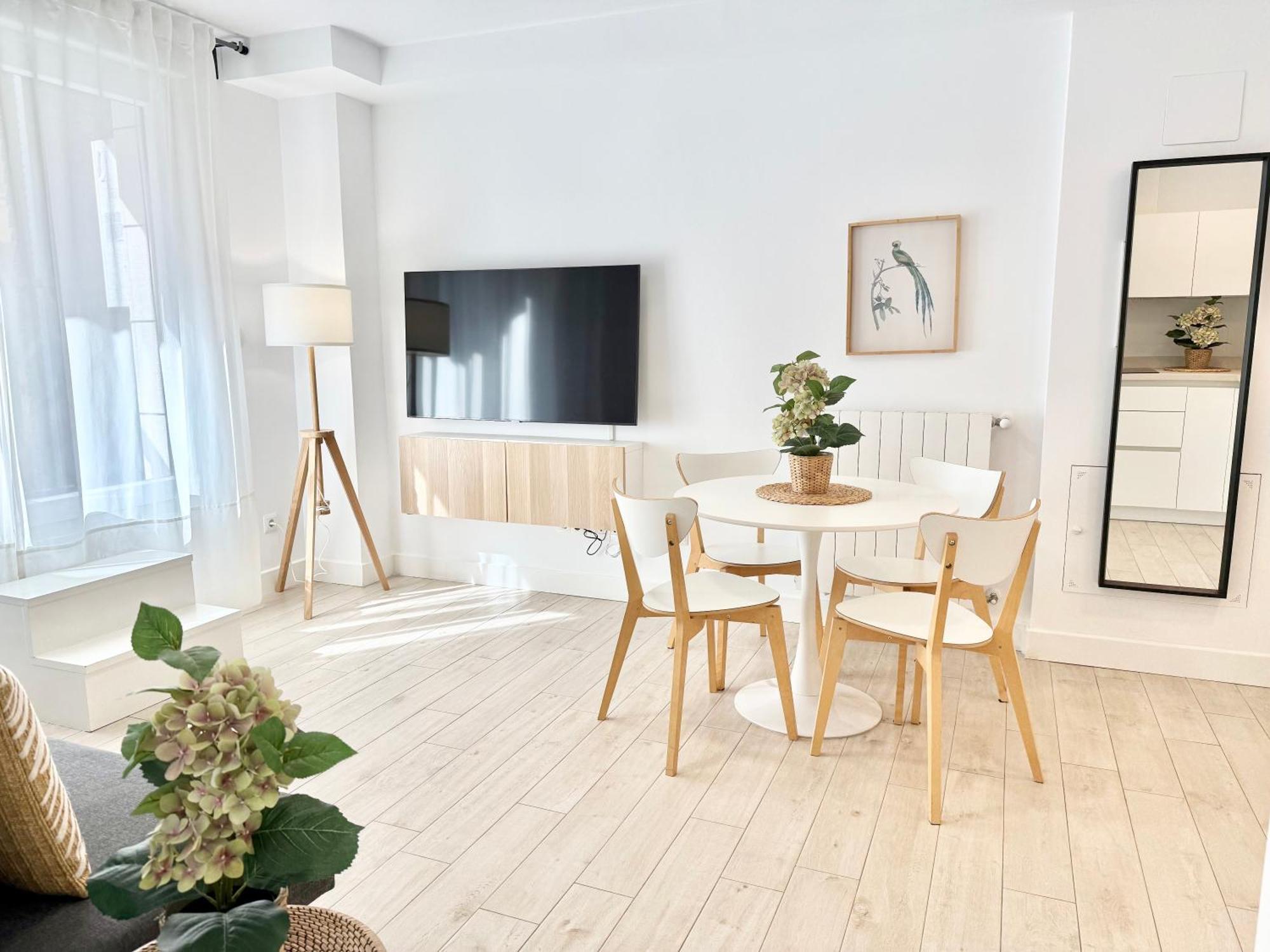 Castro Holidays - Apto B Nuevo Centrico Con Garaje Gratis Apartment Castro Urdiales