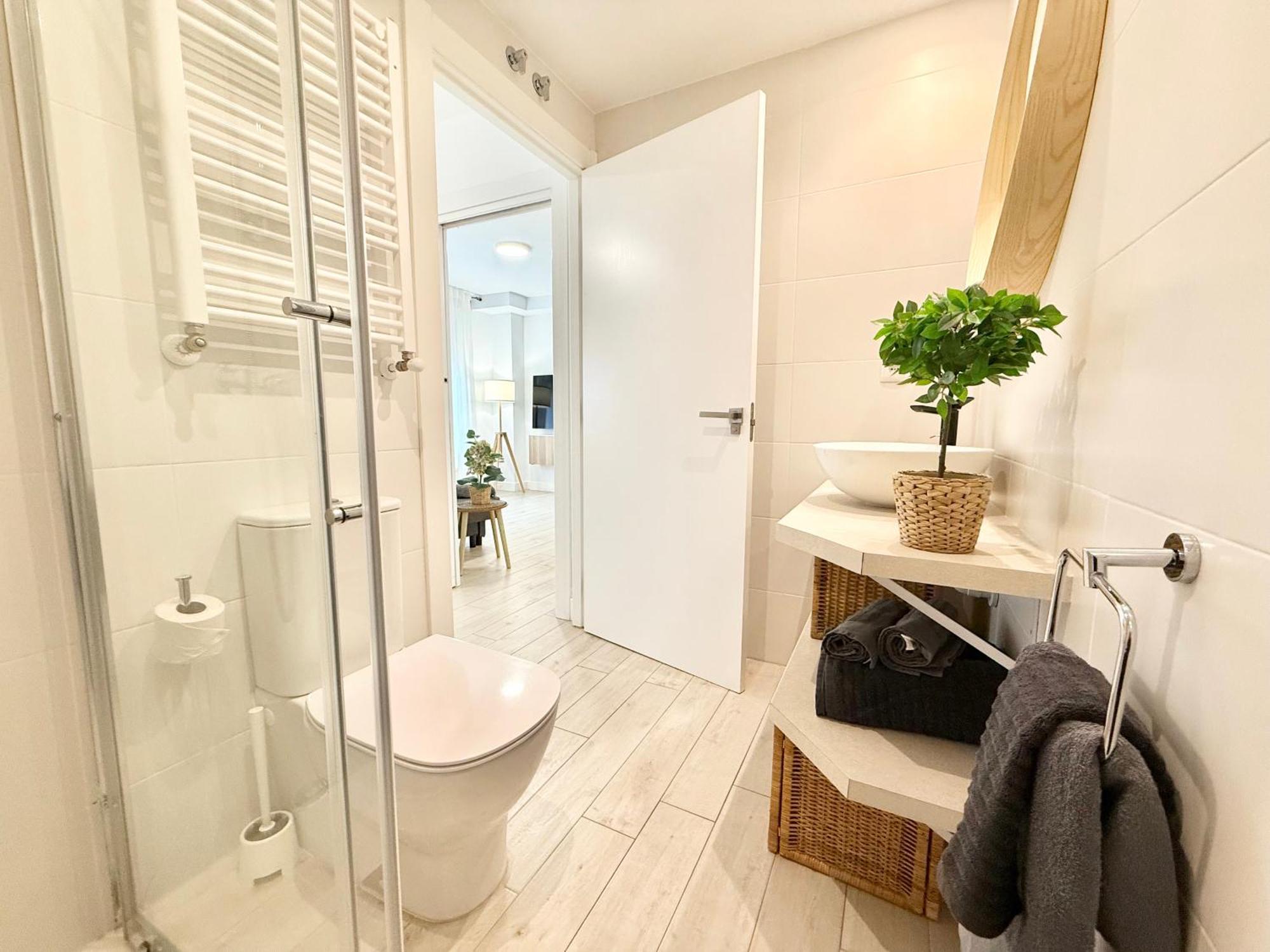 Castro Holidays - Apto B Nuevo Centrico Con Garaje Gratis Apartment *